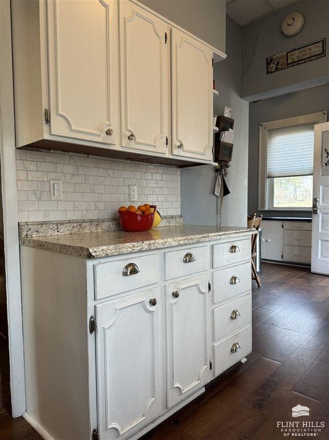 406 W 8 Th St, House other with 4 bedrooms, 2 bathrooms and null parking in Concordia KS | Image 13