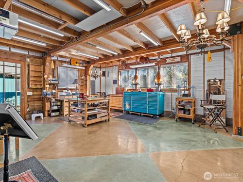 8745 Evanston Ave N, Seattle, WA, 98103-3813 | Card Image