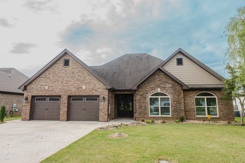105 Aidan Ln, Muscle Shoals, AL, 35661-1893 | Card Image
