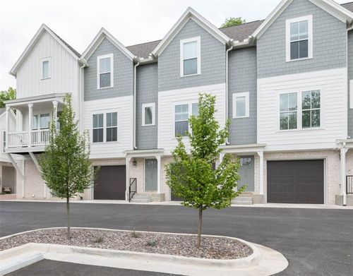 366 S Hill Ave, Fayetteville, AR, 72701-5719 | Card Image
