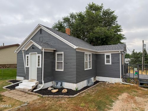 639 S Main Ave, Dickinson, ND, 58601-5968 | Card Image
