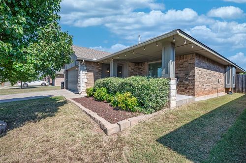 4412 Brooklyn Avenue, Moore, OK, 73160 | Card Image