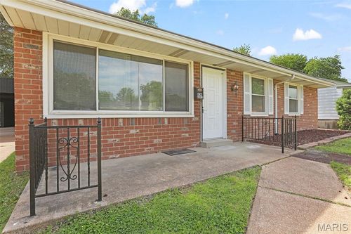 4144 Davis St, Saint Louis, MO, 63123-7721 | Card Image