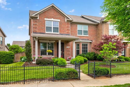 3240 Beaumont Centre Cir, Lexington, KY, 40513-1952 | Card Image