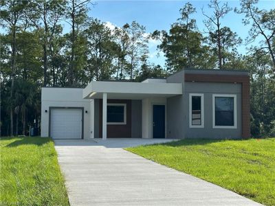 137 Greenbriar Blvd, House other with 3 bedrooms, 2 bathrooms and null parking in Lehigh Acres FL | Image 1