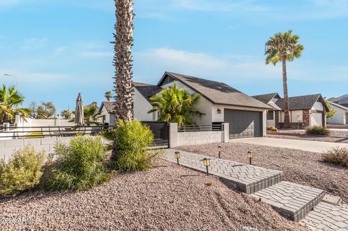 4129 E San Gabriel Ave, Phoenix, AZ, 85044-1327 | Card Image