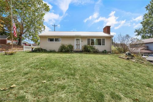 30 Grange St, Apple Creek, OH, 44606-9553 | Card Image