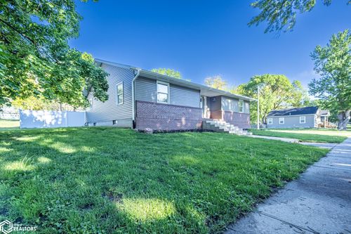 1611 Main St, Hamburg, IA, 51640-1431 | Card Image
