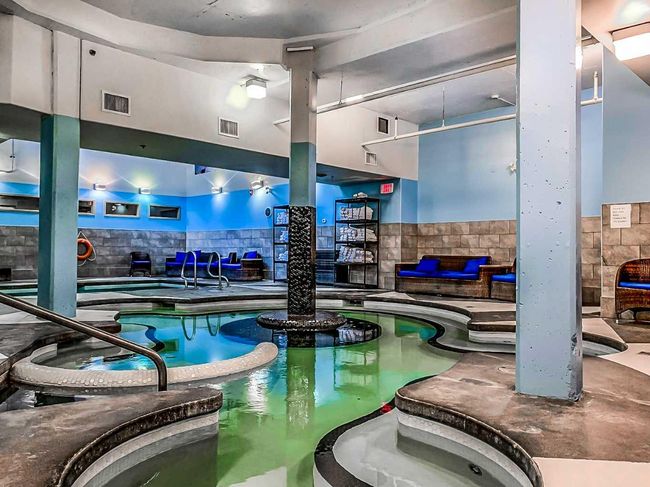 402 - 191 Kananaskis Way, Condo with 3 bedrooms, 3 bathrooms and 1 parking in Canmore AB | Image 43