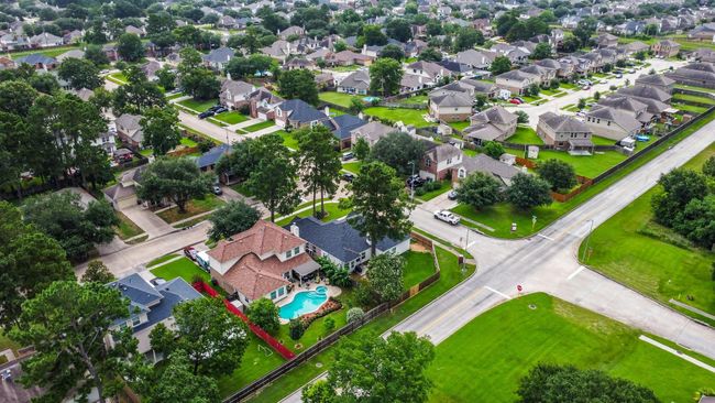 23803 Spring Way Dr, House other with 4 bedrooms, 2 bathrooms and 2 parking in Spring TX | Image 41