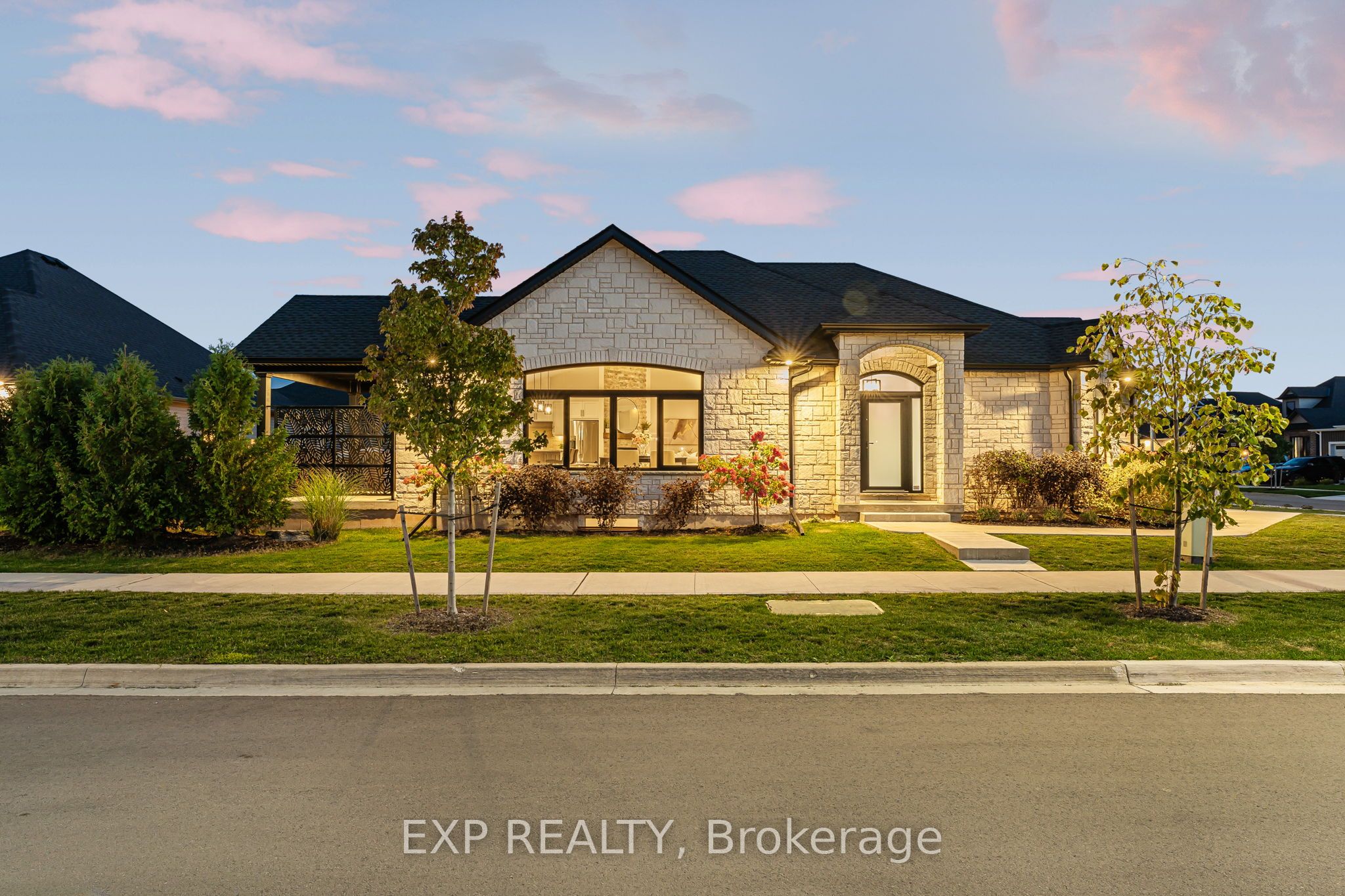 Residential in Fort Erie 4