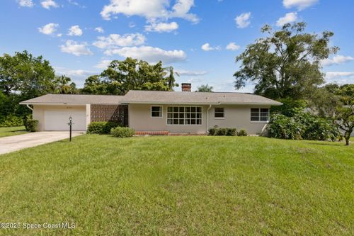 2541 Parkway Dr, Deland, FL, 32720-1443 | Card Image