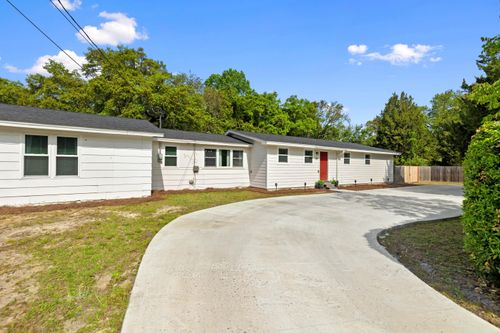 107 Water Oak St, Freeport, FL, 32439-6704 | Card Image