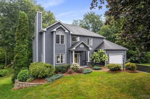 8824 Madeleine Dr, Lysander, NY, 13027-8916 | Card Image