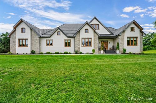 8845 Belfield Rd, Crystal Lake, IL, 60014-8503 | Card Image