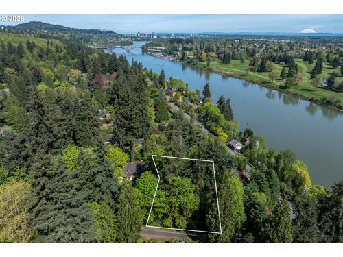 1911 S Carey Ln, Portland, OR, 97219 | Card Image