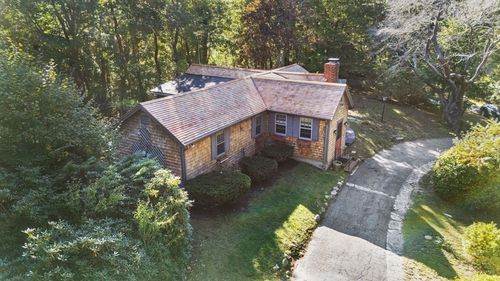 324 Sandwich St, Plymouth, MA, 02360-2131 | Card Image