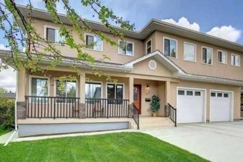 23 Cheltenham Rd Nw, Calgary, AB, T2L0M4 | Card Image