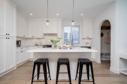 16792 21a Ave, Surrey, BC, V3Z0M3 | Card Image