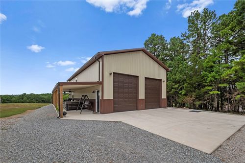 602 County Road 152, Eureka Springs, AR, 72632-8995 | Card Image