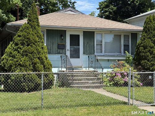 166 Marigold Ave, Bridgeport, CT, 06606-2522 | Card Image