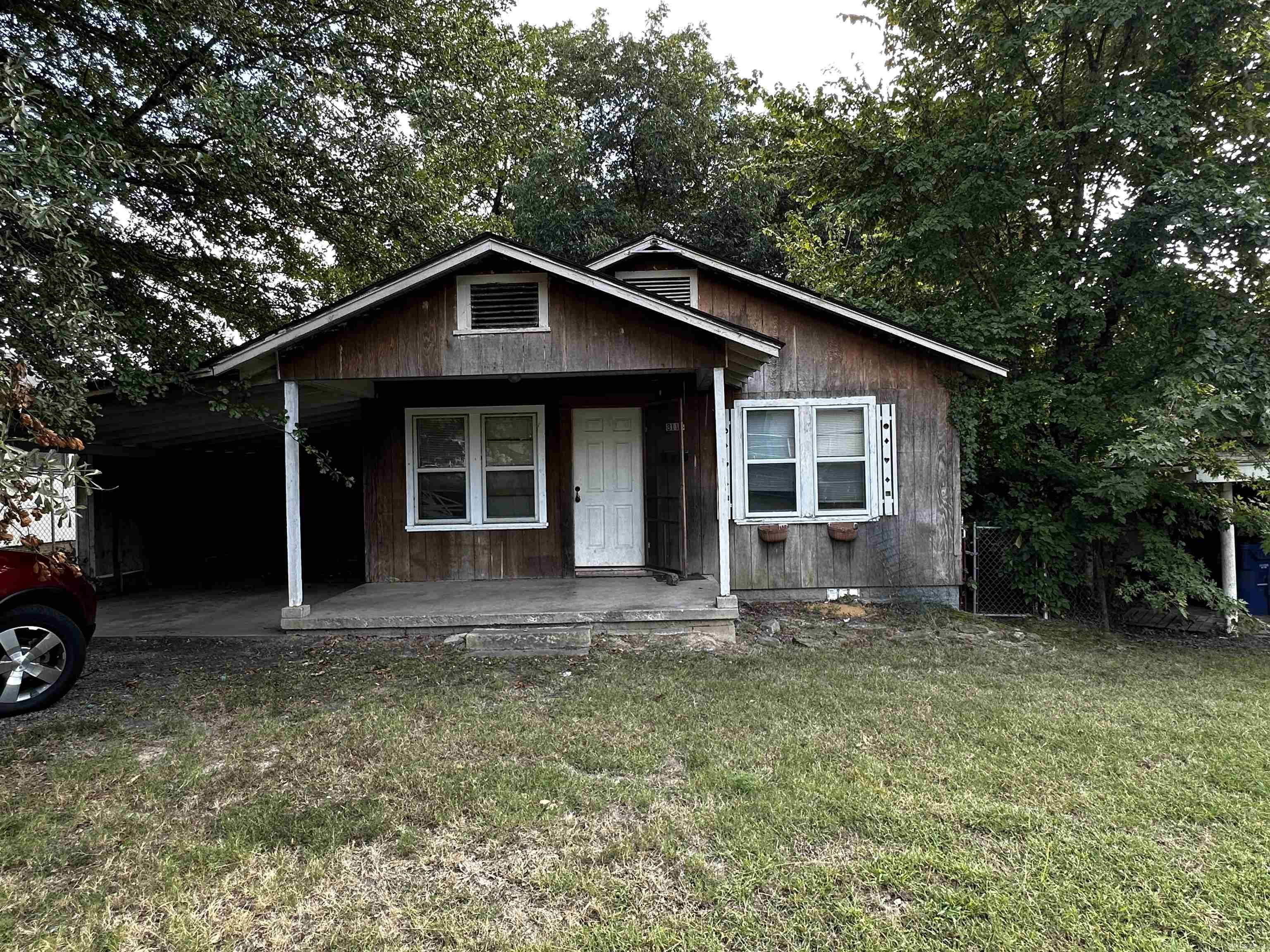 Neis St, Fort Smith, AR 72904