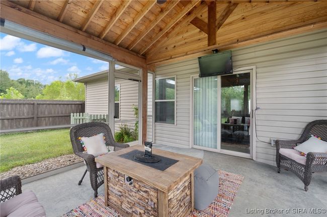 5613 Nature Vw, Home with 3 bedrooms, 2 bathrooms and null parking in Memphis IN | Image 17