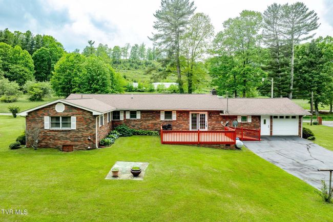 1867 Gentry Creek Rd, House other with 3 bedrooms, 2 bathrooms and null parking in Laurel Bloomery TN | Image 7