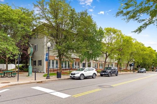 e-717 Washington St, Canton, MA, 02021-3041 | Card Image