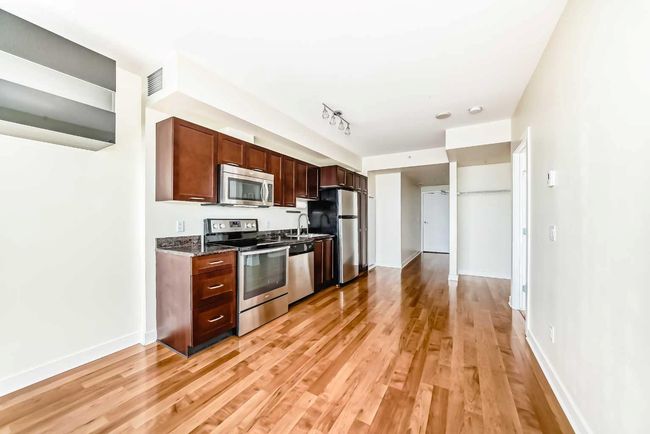 1202 - 3820 Brentwood Road Nw, Condo with 1 bedrooms, 1 bathrooms and 1 parking in Calgary AB | Image 6
