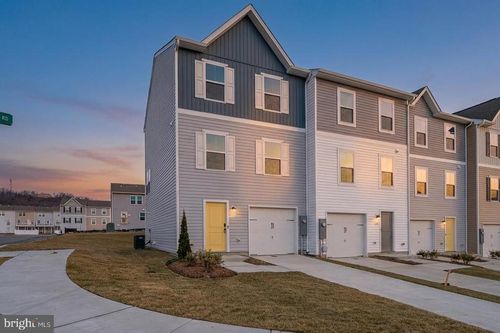 164 Rabbit Rd, HEDGESVILLE, WV, 25427-7732 | Card Image