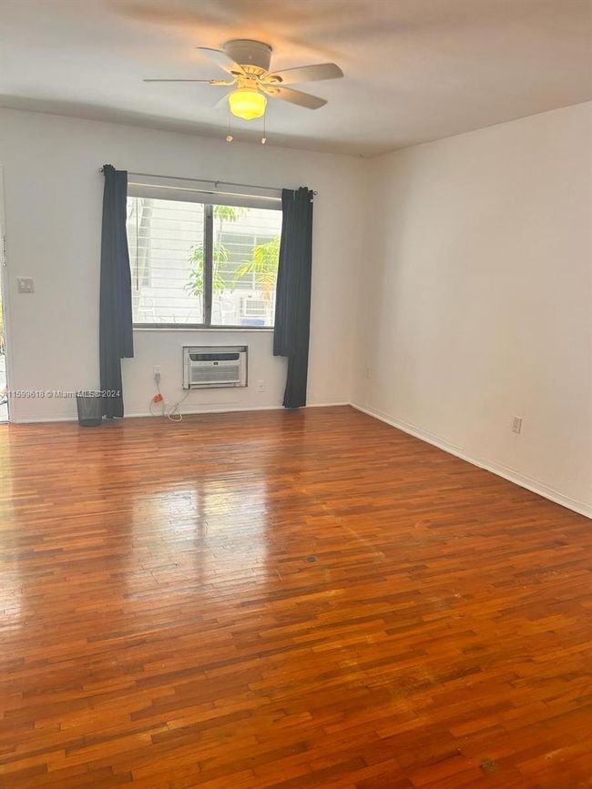 APT-4 - 7945 Carlyle Ave, Condo with 0 bedrooms, 1 bathrooms and null parking in Miami Beach FL | Image 9