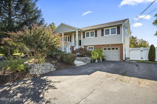 10 Milton Ave, Manalapan, NJ, 07726-3735 | Card Image