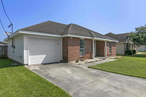 5775 Shadowbend Cir S, Lumberton, TX, 77657-5570 | Card Image