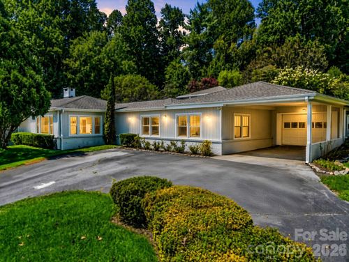 370 Orchard Cir, Laurel Park, NC, 28739-8926 | Card Image