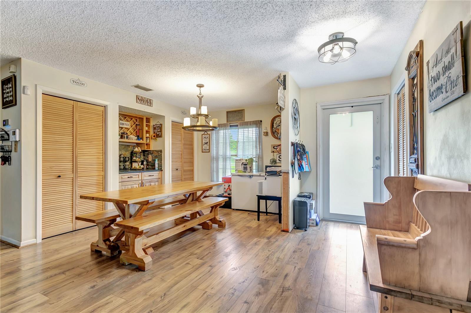 Residential in WIMAUMA 5