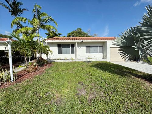 7536 Cutlass Ave, North Bay Village, FL, 33141-4114 | Card Image