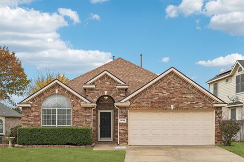 3649 Smoke Tree Trl, Euless, TX, 76040-7196 | Card Image