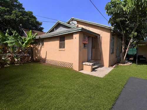 1-7560 Ne Miami Ct, Miami, FL, 33138-4334 | Card Image
