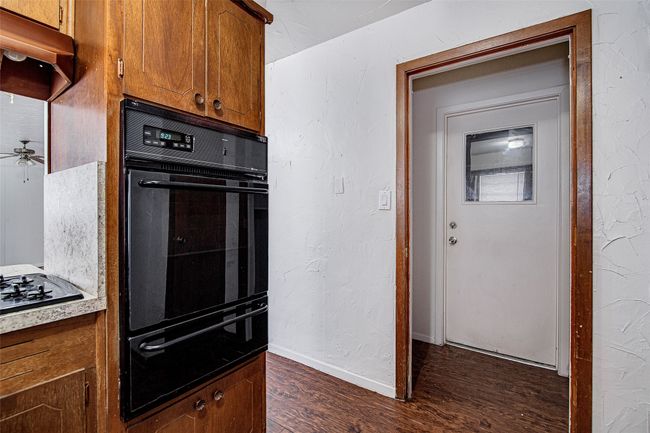 2020 Cliffside Dr, House other with 3 bedrooms, 2 bathrooms and null parking in Edgecliff Village TX | Image 13