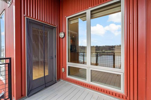 unit-413-240 Spring St, Saint Paul, MN, 55102-4706 | Card Image