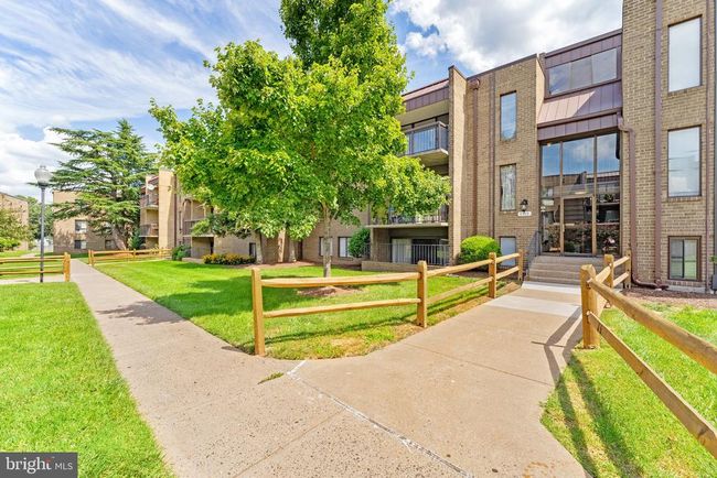 APT-201 - 7599 Gales Ct, Condo with 2 bedrooms, 2 bathrooms and null parking in MANASSAS VA | Image 4