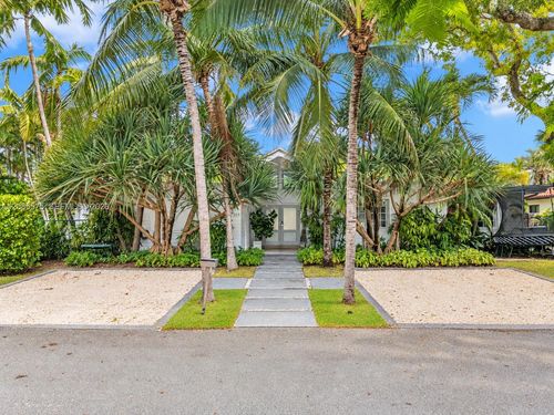 755 Curtiswood Dr, Key Biscayne, FL, 33149-2404 | Card Image