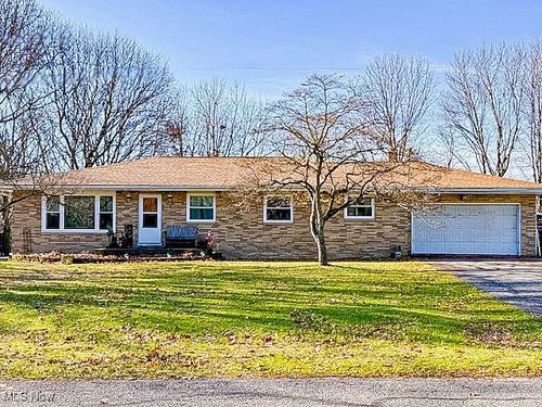 4009 Lor Ron Avenue, Kent, OH, 44240 | Card Image