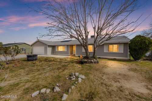 40140 Ridgemist St, Lake Los Angeles, CA, 93591-3125 | Card Image