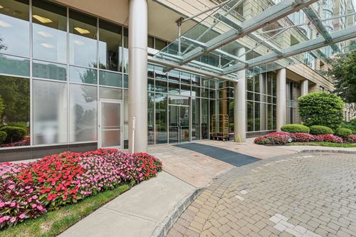 210-8100 River Rd, North Bergen, NJ, 07047-7206 | Card Image
