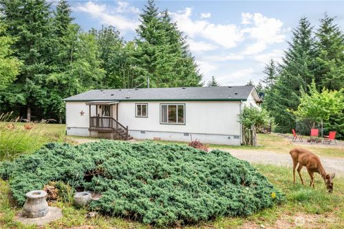 1482 Mountain View Rd, Kalama, WA, 98625-9462 | Card Image