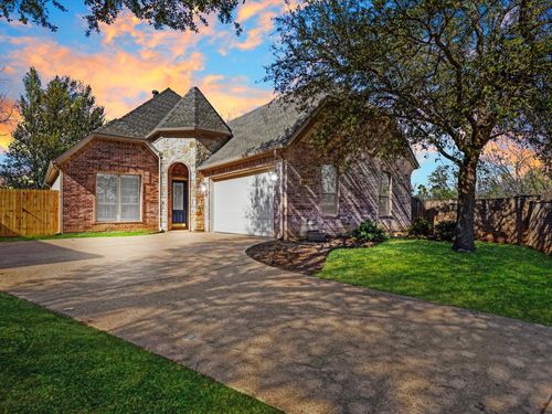 2018 Kodiak Ct, Arlington, TX, 76013-6529 | Card Image