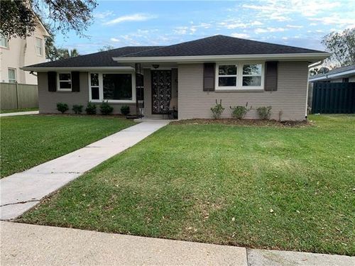 840 Turquoise St, New Orleans, LA, 70124-3543 | Card Image