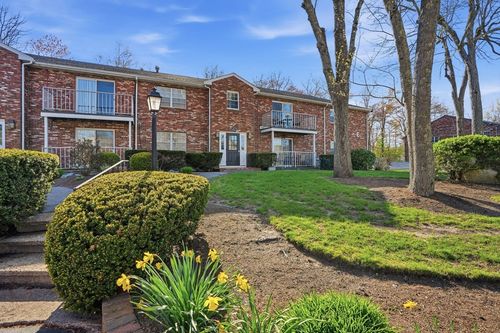 2-16 Kingswood Dr, Abington, MA, 02351-1146 | Card Image